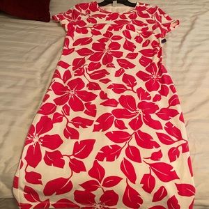 Medium Pink and white flowered old navy dress